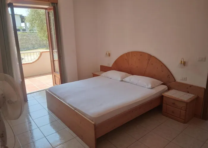 Agostino アパート Ioppolo